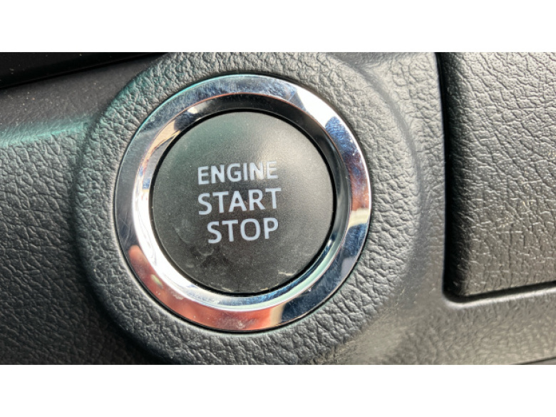 Toyota Hilux Diesel Invincible D/Cab Pick Up 2.8 D-4D Auto